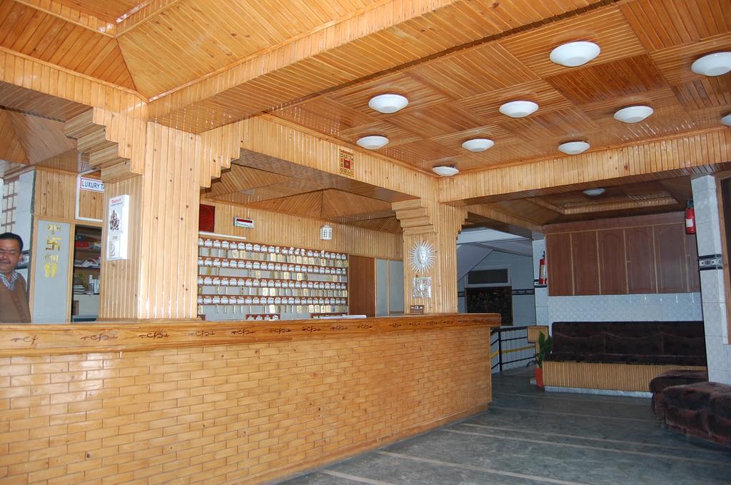 Hotel Gulmarg Regency Shimla Exterior photo